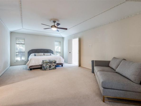 6315  Brook Lake Drive , Dallas Texas 75248