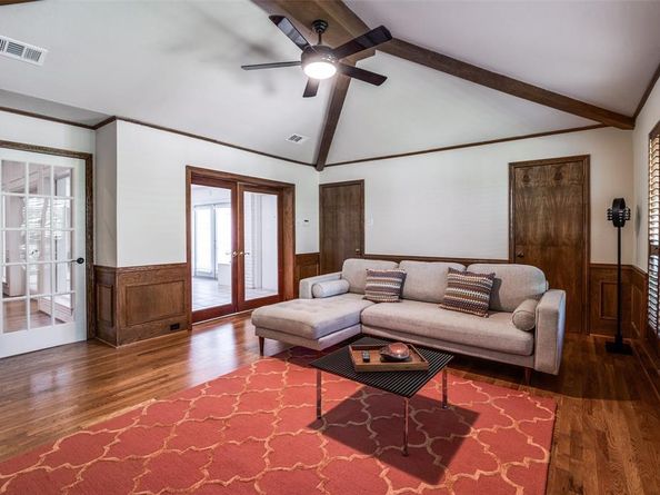 6315  Brook Lake Drive , Dallas Texas 75248