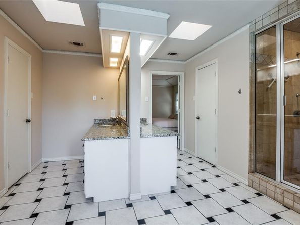 6315  Brook Lake Drive , Dallas Texas 75248