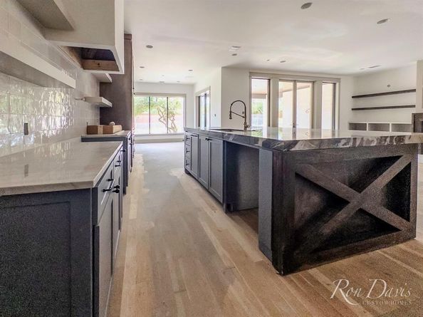 1109  Glenfield Court , Richardson Texas 75080