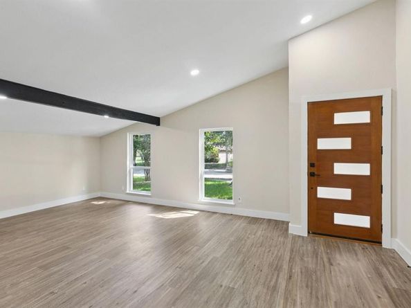 714  Pinehill Lane , Grand Prairie Texas 75052