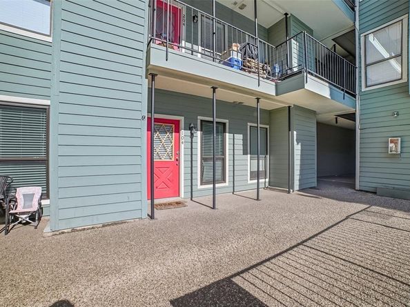 5620  Live Oak Street  104, Dallas Texas 75206