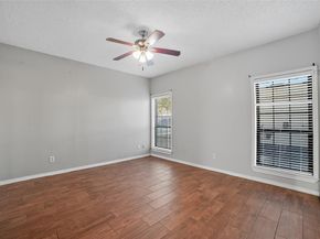 5620  Live Oak Street  104, Dallas Texas 75206
