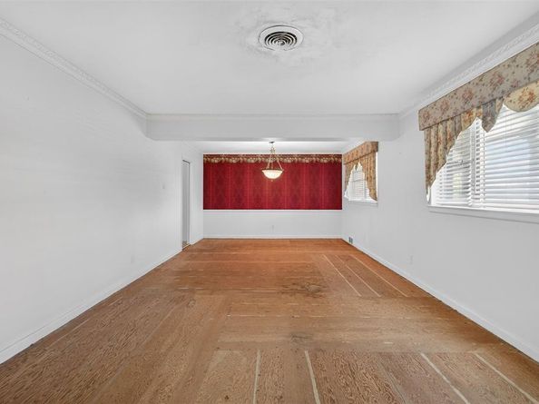 6606  Royal Lane , Dallas Texas 75230