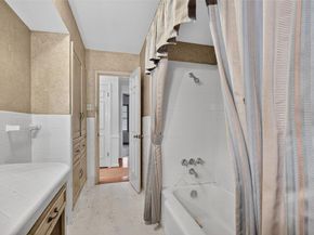 6606  Royal Lane , Dallas Texas 75230