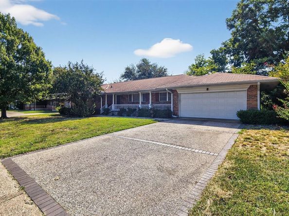 6606  Royal Lane , Dallas Texas 75230