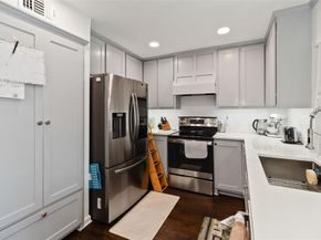1920  Avignon Court  , Carrollton Texas 75007