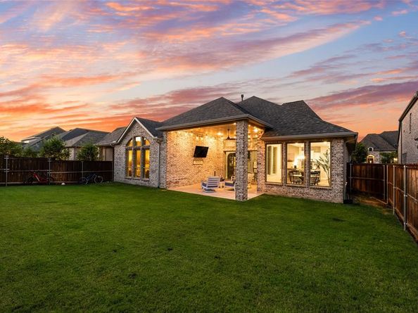 3305  Sunday Silence Lane , Celina Texas 75009