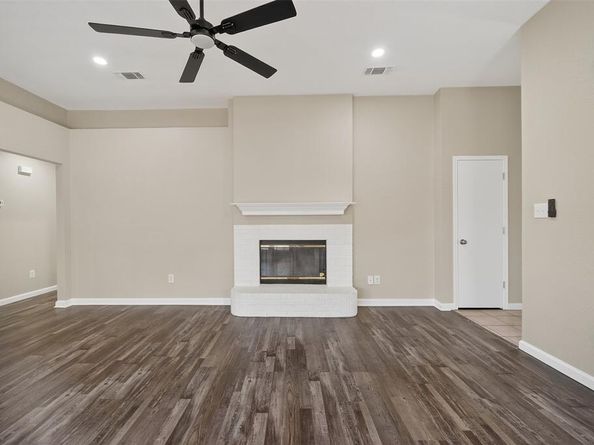 3001  Green Vista Court , Grand Prairie Texas 75052