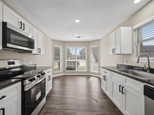 3001  Green Vista Court , Grand Prairie Texas 75052