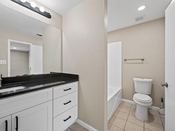 3001  Green Vista Court , Grand Prairie Texas 75052