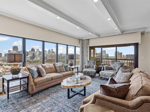 3030  Mckinney Avenue  1906, Dallas Texas 75204