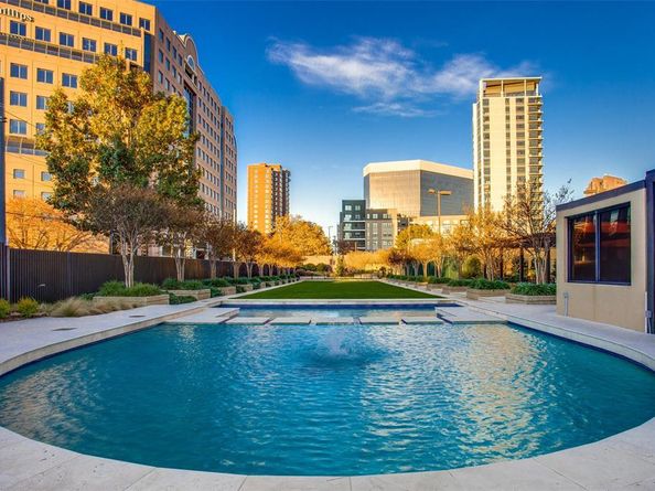 3030  Mckinney Avenue  1906, Dallas Texas 75204