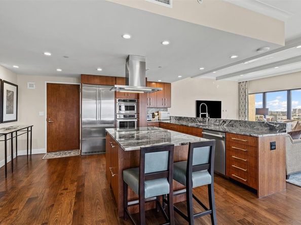 3030  Mckinney Avenue  1906, Dallas Texas 75204