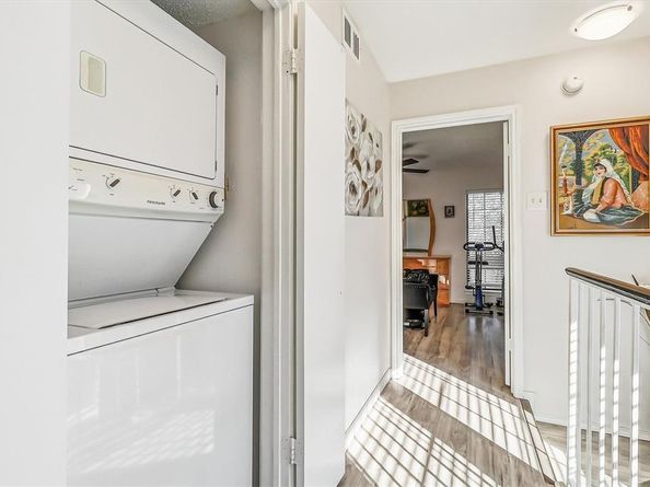 15151  Berry Trail  1307, Dallas Texas 75248
