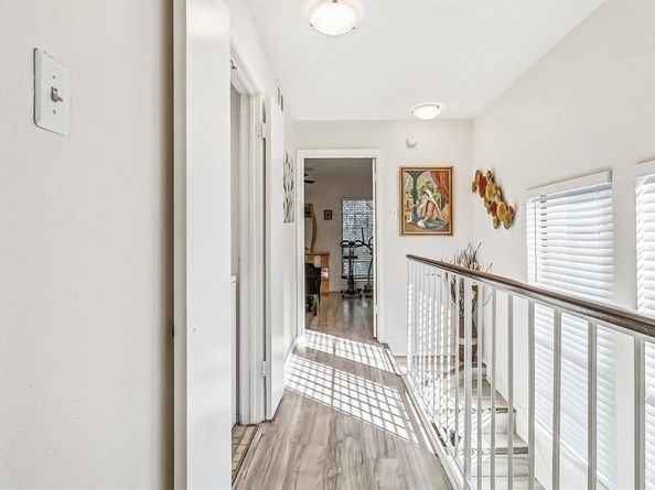 15151  Berry Trail  1307, Dallas Texas 75248
