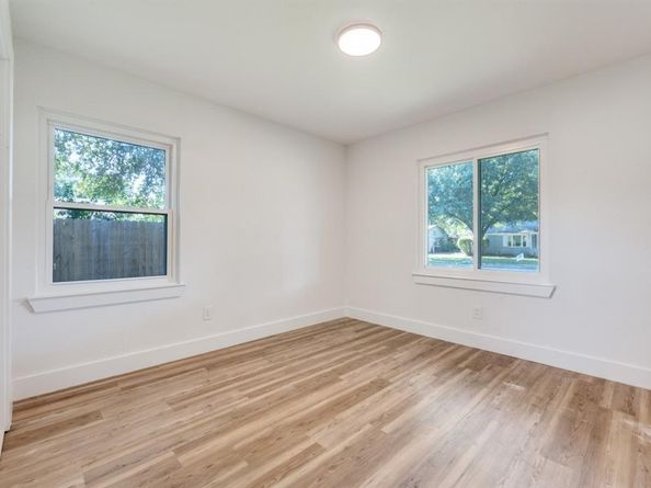 3157  Chatsworth Drive , Farmers Branch Texas 75234