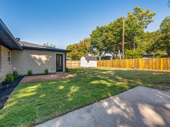 3157  Chatsworth Drive , Farmers Branch Texas 75234