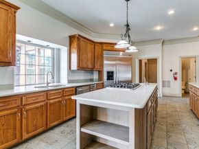 1513  Canyon Oaks Drive , Irving Texas 75061