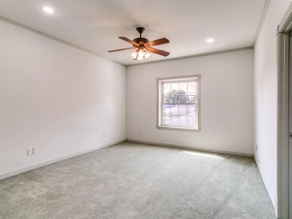 1513  Canyon Oaks Drive , Irving Texas 75061