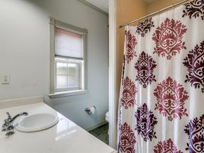 1513  Canyon Oaks Drive , Irving Texas 75061