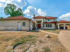 1513  Canyon Oaks Drive , Irving Texas 75061