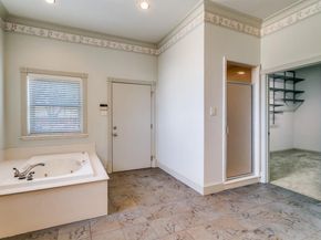 1513  Canyon Oaks Drive , Irving Texas 75061
