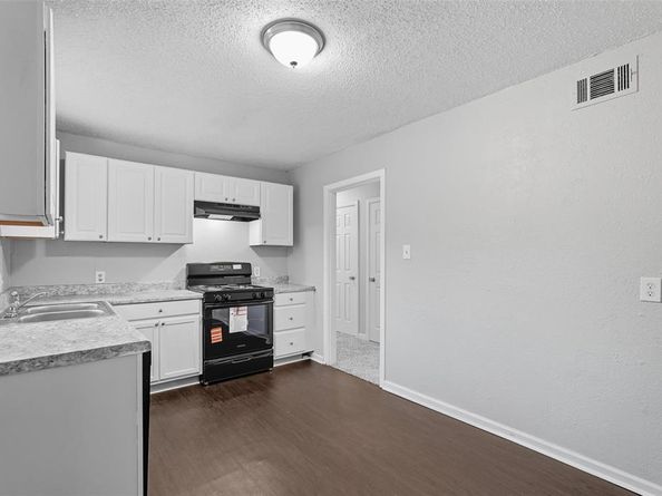 3211  Gus Thomasson Road , Dallas Texas 75228
