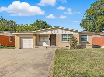 3211  Gus Thomasson Road 