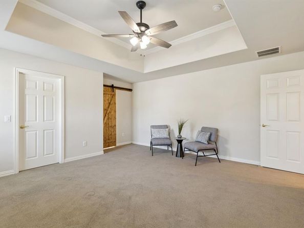 11001  Southerland Drive , Denton Texas 76207