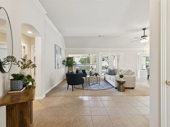 11001  Southerland Drive , Denton Texas 76207