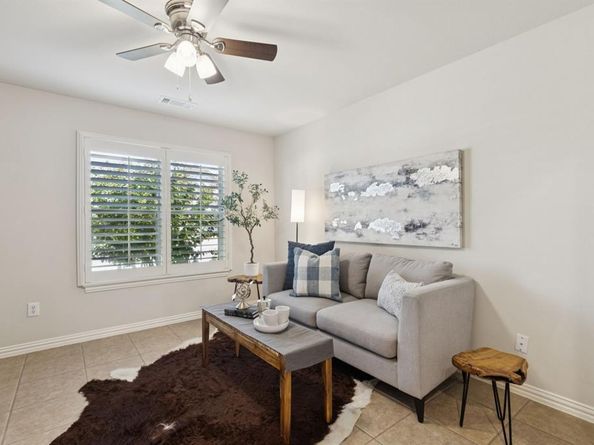 11001  Southerland Drive , Denton Texas 76207