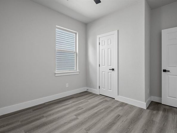 1467  Barrel Drive , Dallas Texas 75253