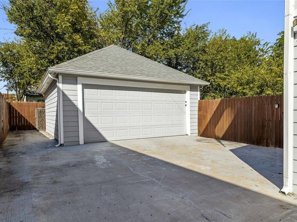 2728  Livingston Avenue , Fort Worth Texas 76110