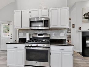 211  Ember Glen Drive , Arlington Texas 76018