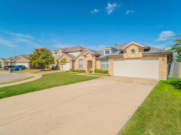 6333  Pool View Drive , Dallas Texas 75249