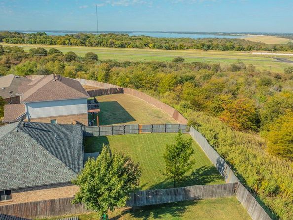 6333  Pool View Drive , Dallas Texas 75249