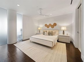 2408  Victory Park Lane  832, Dallas Texas 75219