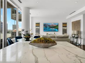2408  Victory Park Lane  832, Dallas Texas 75219