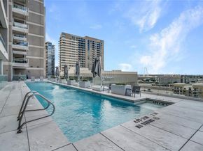2408  Victory Park Lane  832, Dallas Texas 75219