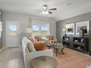 440  KAUFMAN Drive , Azle Texas 76020