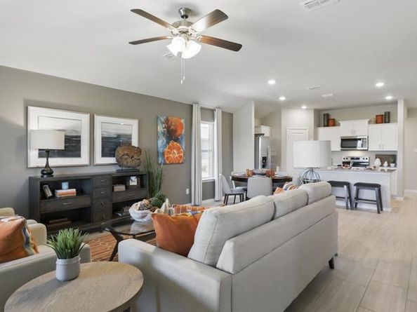 440  KAUFMAN Drive , Azle Texas 76020