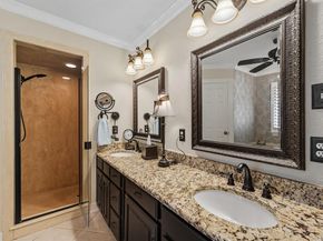 4306  Essex Court , Arlington Texas 76016