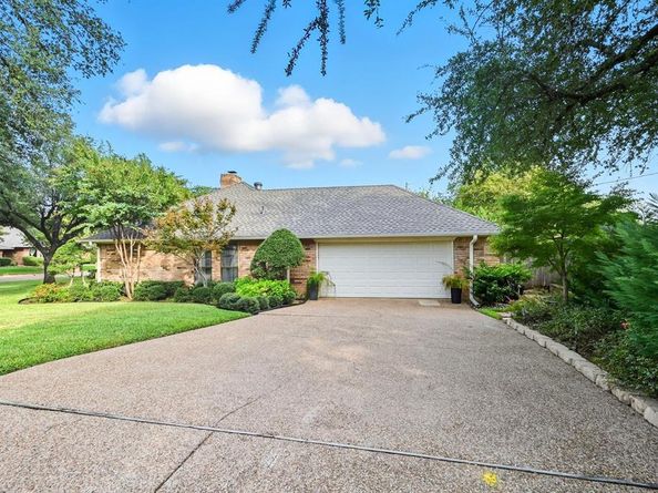 4306  Essex Court , Arlington Texas 76016