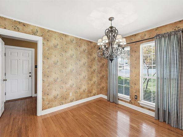 4306  Essex Court , Arlington Texas 76016