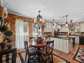 4306  Essex Court , Arlington Texas 76016