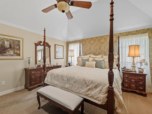 4306  Essex Court , Arlington Texas 76016