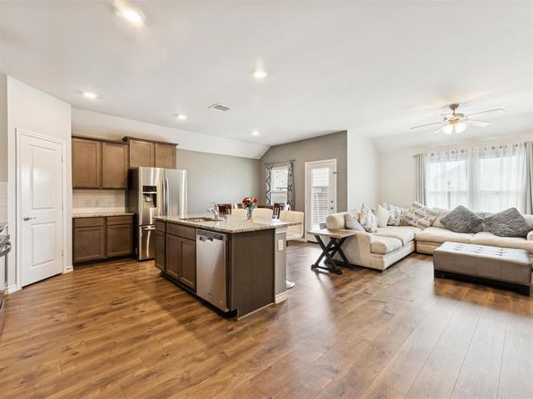 607  Rawhide Way , Princeton Texas 75407