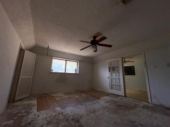 2813  Staffordshire Drive , Carrollton Texas 75007