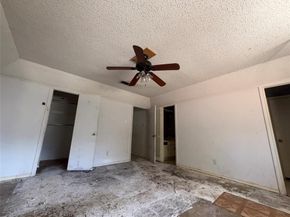 2813  Staffordshire Drive , Carrollton Texas 75007